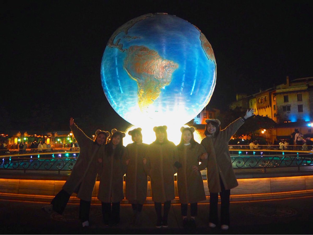 puuuu373's tweet photo. 2019.12.07🐭✴︎青森山田12期生

3年ぶりに6人揃った日☃️
この先どんなことがあっても私にとって心強い家族で、一生裏切ることはできない大切な人たち。恵まれすぎてる🥺余韻がやばすぎて、、、戻りたい、、、
そして25歳！たくさんのおめでとうをありがとうございます❤︎ https://t.co/NuPg7wM6Zs