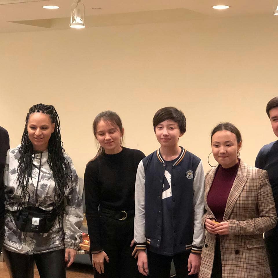 DimashPeru's tweet photo. Reposted from @dimash.fcperu
Our Dear Carmen in the pre-party with: @raushan_kudaibergen
@jordanarakelyan
@rassulusmanov
@kudaibergen.abilmansur
beautiful photos!ππππππππππβ€β€β€β€
@dimash_official
#DimashKudaibergen #DQ #DimashDearsPeru #DimashPeru @PeruDimash https://t.co/JuCSsAC3ia
