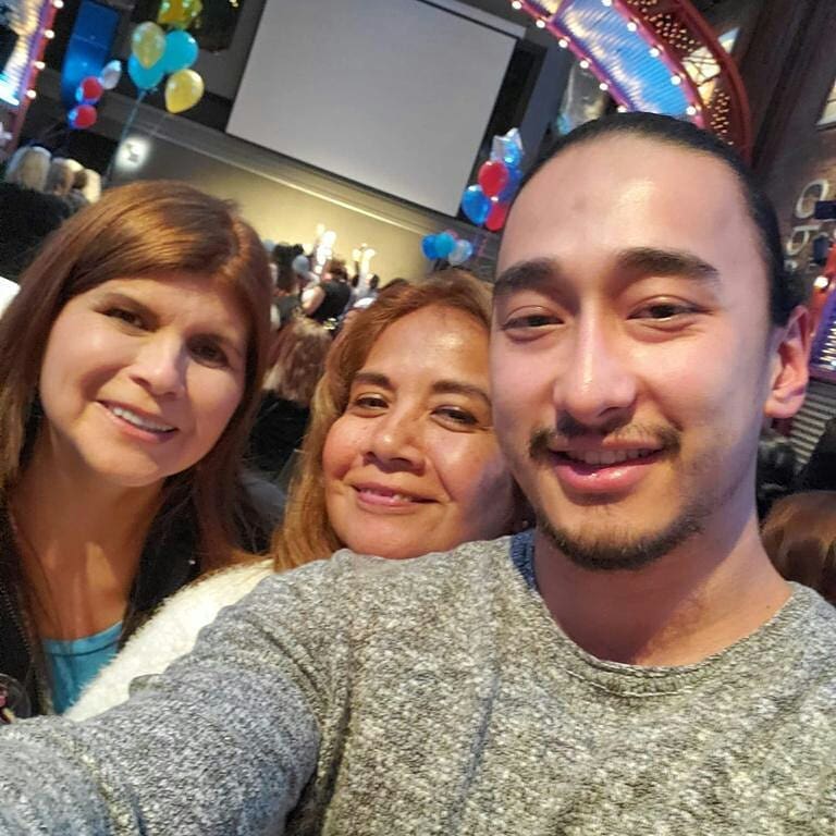 DimashPeru's tweet photo. Reposted from @dimash.fcperu
Our Dear Carmen in the pre-party with: @raushan_kudaibergen
@jordanarakelyan
@rassulusmanov
@kudaibergen.abilmansur
beautiful photos!ππππππππππβ€β€β€β€
@dimash_official
#DimashKudaibergen #DQ #DimashDearsPeru #DimashPeru @PeruDimash https://t.co/JuCSsAC3ia