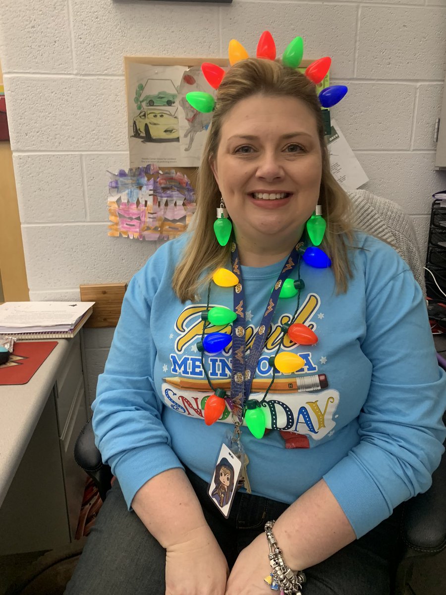 AngelCranfield's tweet photo. So when itโs December and your amazing principal gives you a calendar that says โJeanโcember and lets you wear jeans as long as you participate~ this girl is all in!! Todayโs theme was Bright! Think I nailed it and my kiddos loved it! #ccstdn #cheathamMagic @ACESwildcats1 https://t.co/ZZRT6V8lET