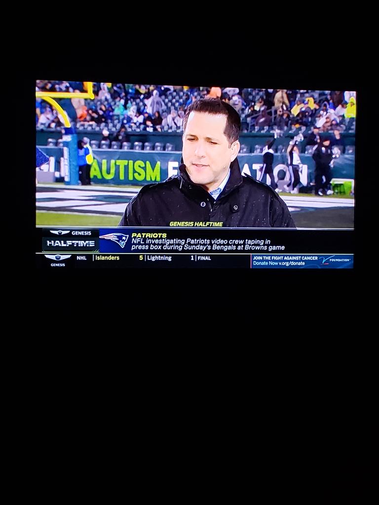 Pastor_DanielC's tweet photo. "The Patriots' statement is that their independent production crew did (unknowingly) violate League Policy by taping the Bengals sideline." Where have I heard this before? That's right, In 2007 the Patriots were caught recording the Jets' defensive play calls during a game. #NFL https://t.co/n3FqI3HR75