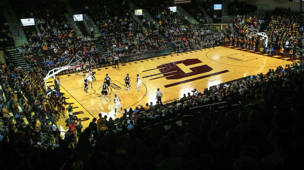 Super excited to have received an offer from Central Michigan! Thank you @CoachHeatherO and staff for this opportunity! #gochips