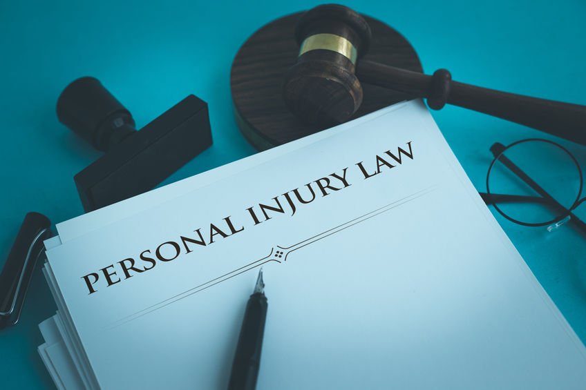 RitchieReiersen's tweet photo. For someone who has been injured as a result of someone else’s negligence, time is of the essence. They are in pain. Bills are piling up and they are unable to work. They want relief. 
#Injured #GetHelp

https://t.co/cncwu49vRg https://t.co/b2lXTcoIFY