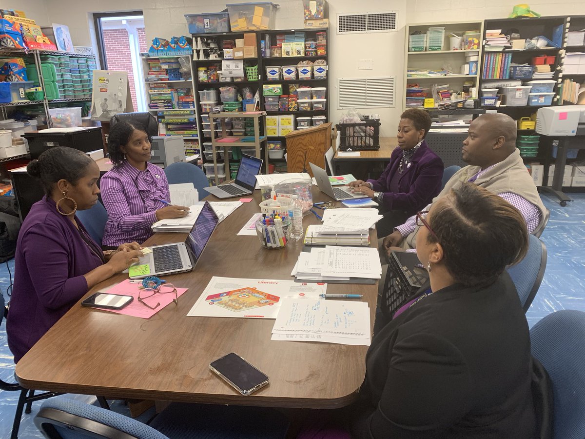 lpguyton's tweet photo. #PlanningMatters  @SBE_HCS  @cdflemisterbell  @TeacherKPaggett JYoung, Holloway #scholarSBEingexceptional #CelebrateLearningHCS #CelebrateLearningInHC @LearnInHenry @HenryCountyBOE  #BetterTogether #Admin #Teamwork https://t.co/sN3DwKK8XD