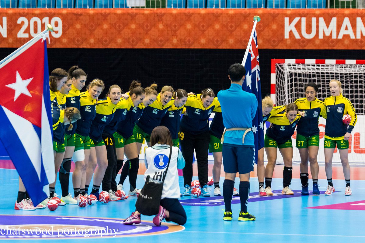 VicFootgolf's tweet photo. What a week it's been so far 🇦🇺🇦🇺🇦🇺#HandballAustralia #Japan2019 #IHFWorldChampionships #TEAMMASITA

Masita Australia, part of the Essential Sports Group!

#EssentialSportsGroup #MyClubShop #TeamMasita #FITA #GPA #LinebreakCompression

📷 Bob Wood https://t.co/U4HyCzapGW