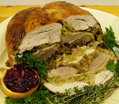 favored110's tweet photo. Not sure what meat to make for this #Christmas? "12 Roasts of Christmas" including #RoastTurducken. #HolidayCooking #mainmeals #roasts #hubpages #favored1 @favored110 https://t.co/IOnVdRJojc https://t.co/6as8ud69Ot