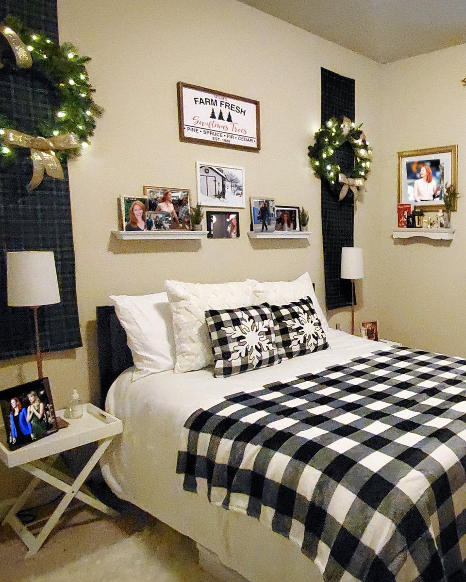 kingofmaiheart's tweet photo. If you're going to make a Christmas TREE farm shrine, this is the tree shrine you should make. period. https://t.co/Mnuf4Vdqax
