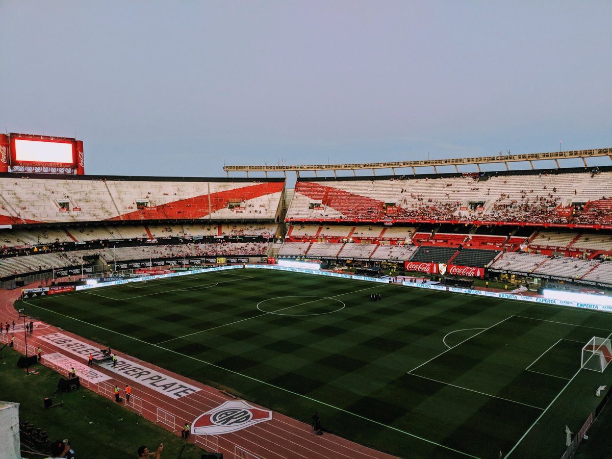 saucy_condon's tweet photo. El Monumental y La Bombonera #Ferryhouse https://t.co/cH1XF1PNQp
