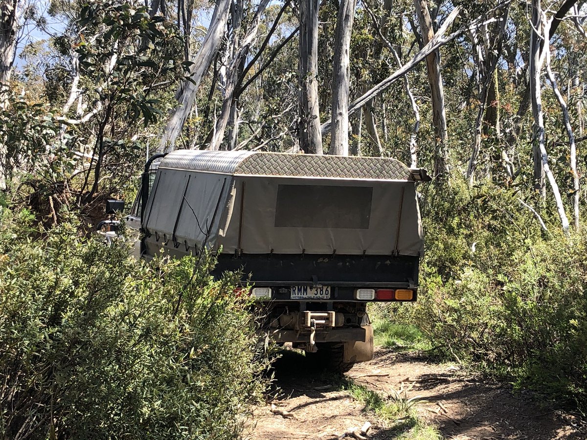 Any journey has its learnings. I have learned that 4WDers & hikers have much in common. Real 4WDers I mean, not weekend hoons. We all just wanna enjoy the bush. Bumped into Daryl and Adrian yesterday on a track so remote they’d never seen a hiker. They gave me Tim Tams. Legends