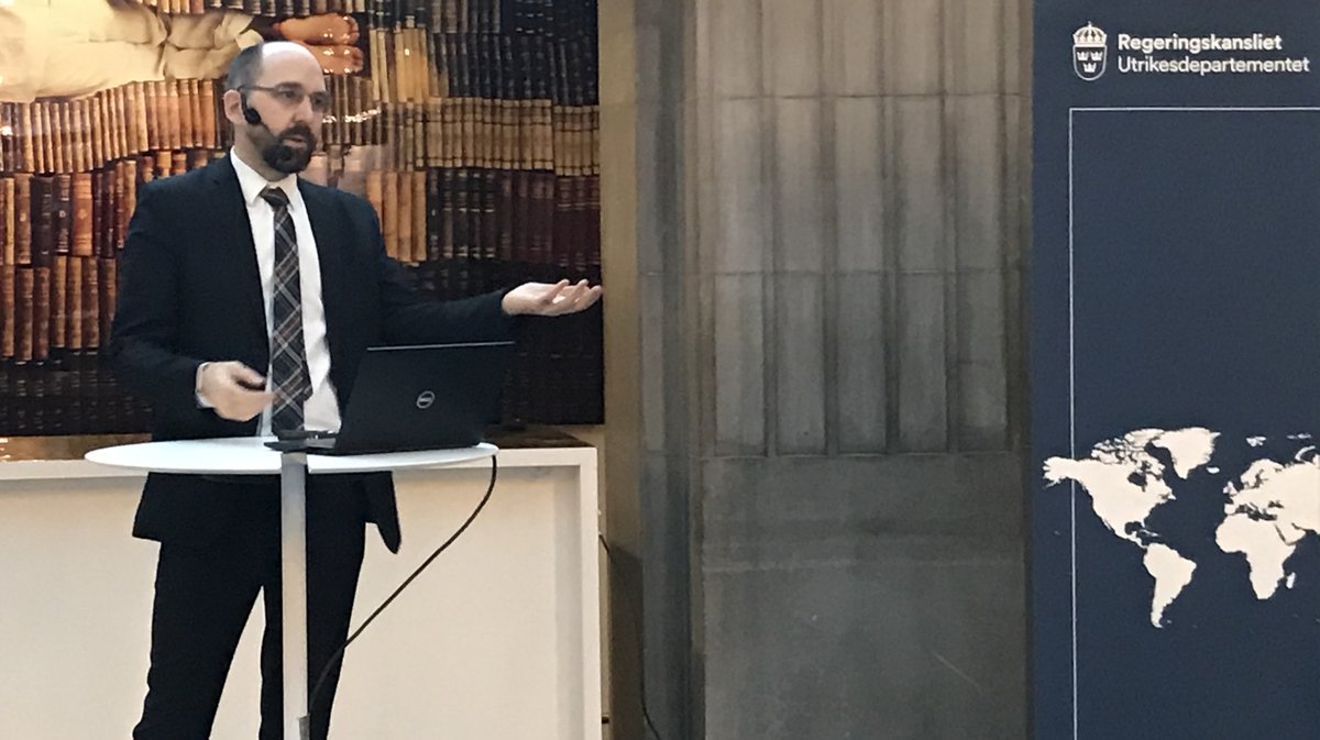 sweboardoftrade's tweet image. Den snabba teknologiutvecklingen och dess påverkan på internationell handel stod i centrum på ett seminarium på Regeringskansliet idag. Kommerskollegiums Magnus Rentzhog var där för att presentera rapporten &quot;The Fourth Industrial Revolution&quot;. Läs den här: kommers.se/nyheter/Forcer…