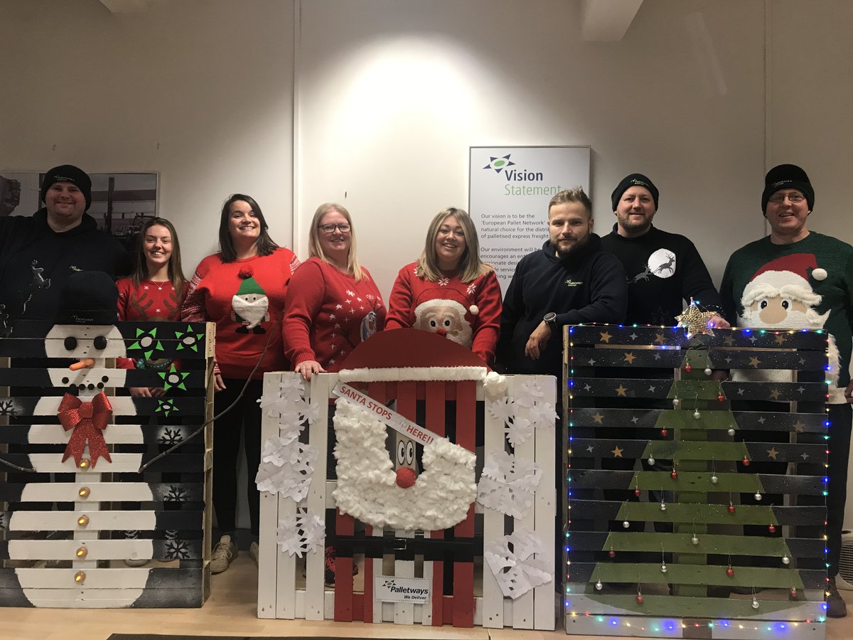 Voting is now open for the best Christmas Pallet......
Will it be the Warehouse Team with their Christmas Tree, the Customer Services Team with Santa or the Operations Team with their Snowman?
Watch this space tomorrow #palletlife