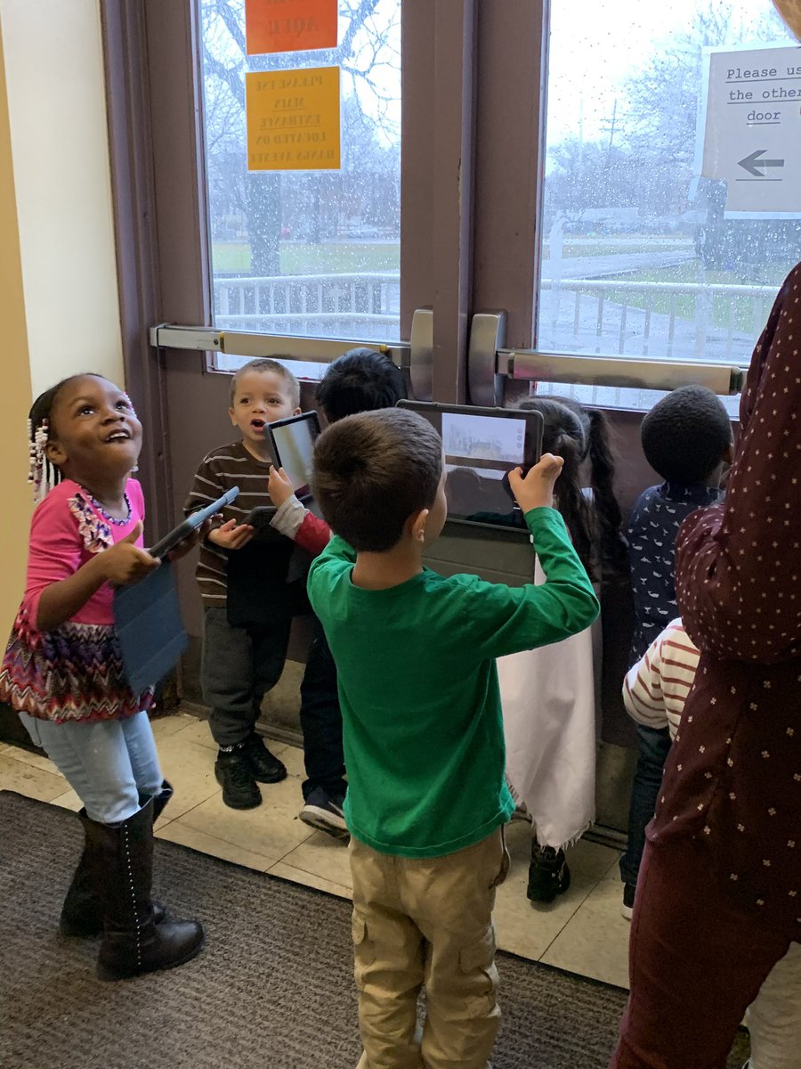 tiffanysorto0's tweet image. Students using technology to document doors and windows in their school ! #BOES #NextLevelAPSD @Asbury_ParkSD @APSuperGray @APDirCI_ERuiz @Jackson__Lauren @MirthilBuilt @bennett_ebony @Antonel1Shannon