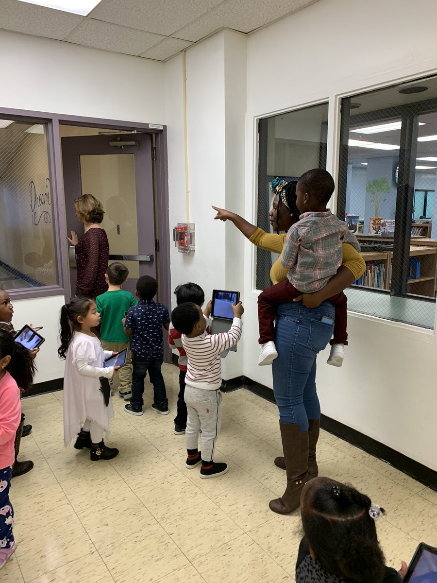 tiffanysorto0's tweet image. Students using technology to document doors and windows in their school ! #BOES #NextLevelAPSD @Asbury_ParkSD @APSuperGray @APDirCI_ERuiz @Jackson__Lauren @MirthilBuilt @bennett_ebony @Antonel1Shannon