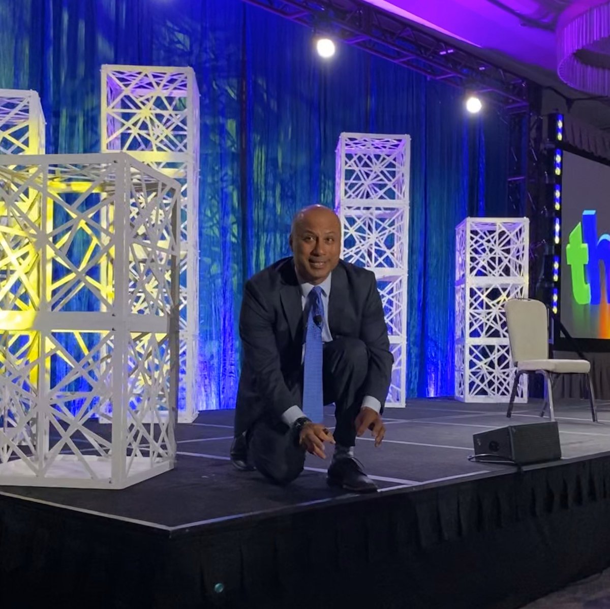 nguyenkathryne's tweet photo. After we take care of the kids at school, we need to take care of ourselves and our families! Value and appreciate yourself! @casas_jimmy #impactedu19 https://t.co/6NdlZ8BRdF