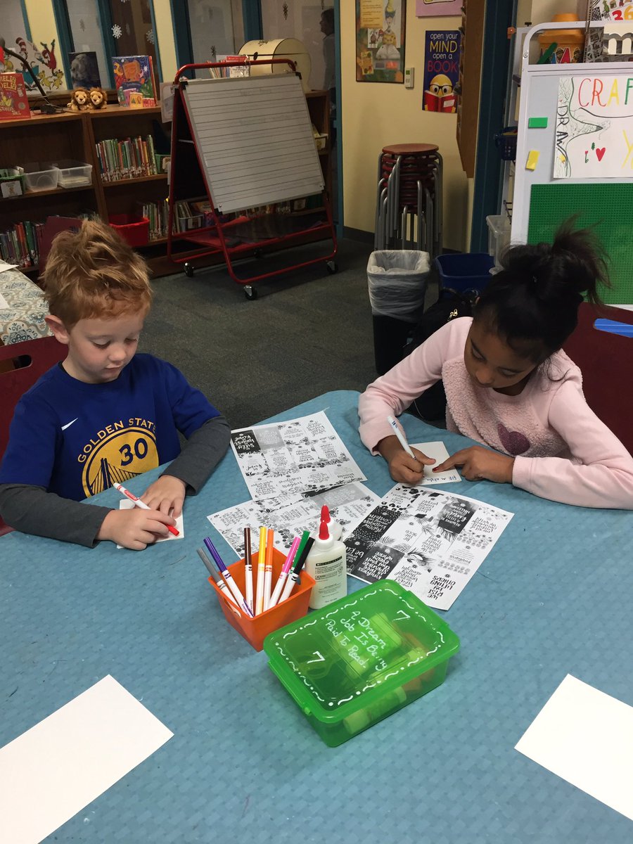 MissFish2nd's tweet photo. Had fun spreading kindness with @becca_conn! Thanks @LindseyOh1 and @LakesideReads for setting this up! #lakeside1920 https://t.co/iMtPAKYmwt