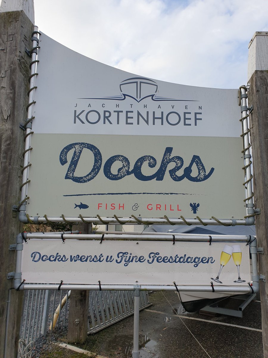 Docks fish & grill (@jvbeers) on Twitter photo 