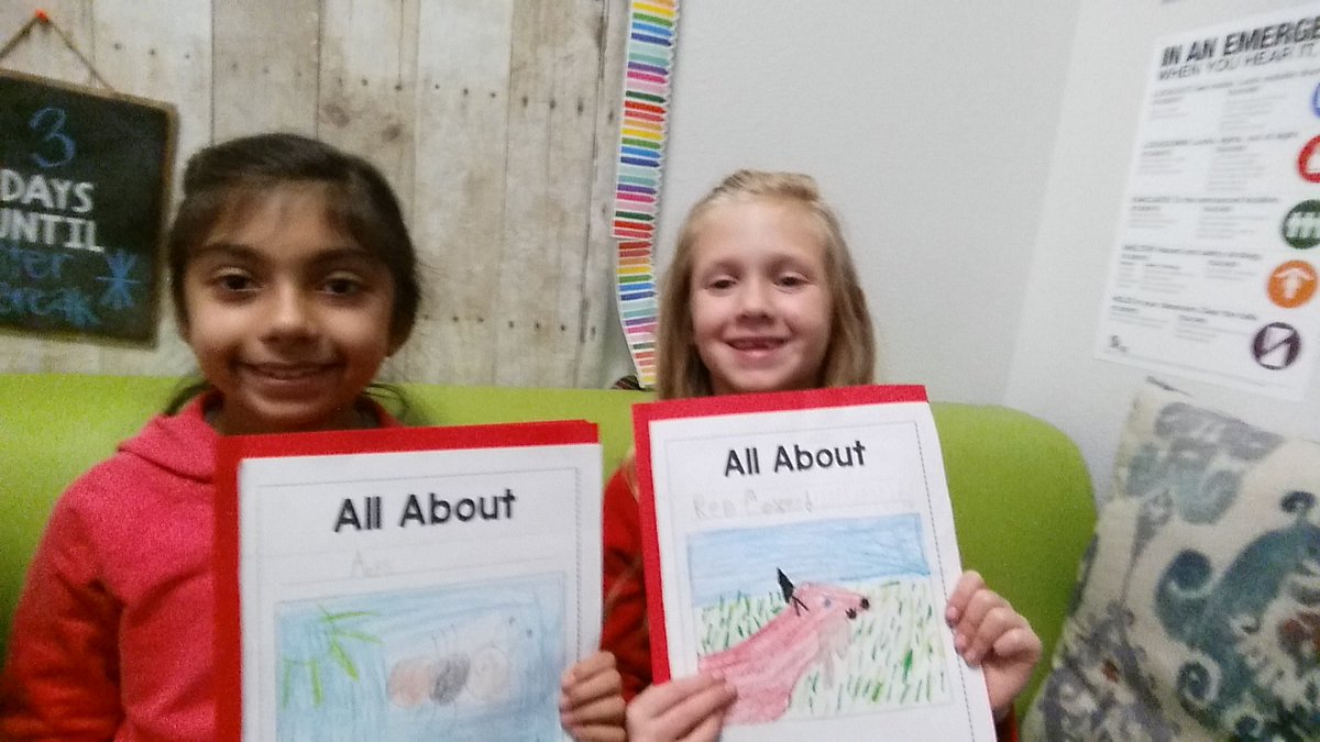 CISDMonsonL's tweet photo. @DCEtrailblazers @DentonCreeklib loved hearing these great 2b nonfiction writers @MsMoriak class. https://t.co/8I5l16A5Q3
