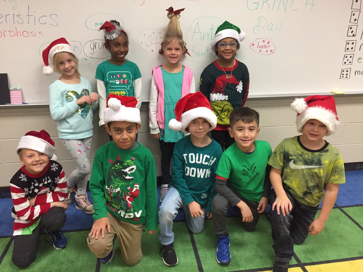 PetzoldDarcy's tweet photo. Grinch Day in 2nd grade. #eseSOAR#humbleisd_ese#grinch https://t.co/BbzRGZhnVc