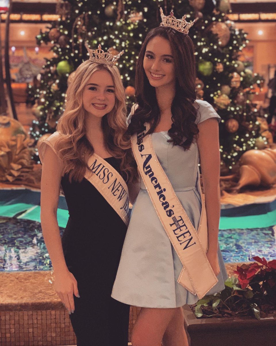 MAOTeenNJ's tweet photo. 4 months was WAY too long to go without seeing my girls! Getting to experience Miss America with these girls has been so much fun and I can’t wait for the next few days! (Swipe to see our mood when we finally get Chick fil a) #maoteennj #mnjoteen https://t.co/noc6DPJ9Ey