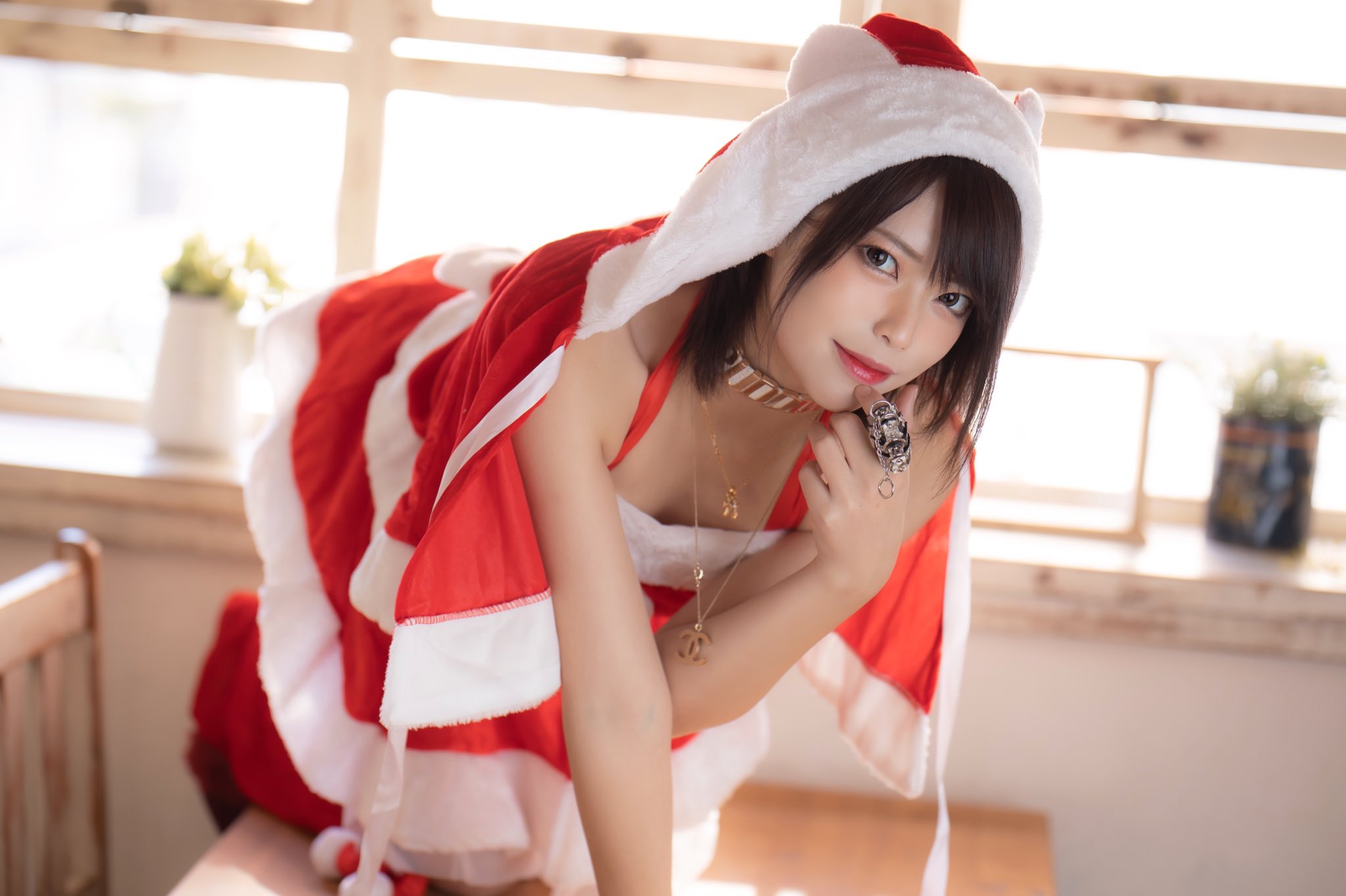 画像,彼女がサンタコスしながらパンツを見せてくれる。photo @HiroPhotoLife #クリスマス #サンタ https://t.co/ZI2JdDAXs0…