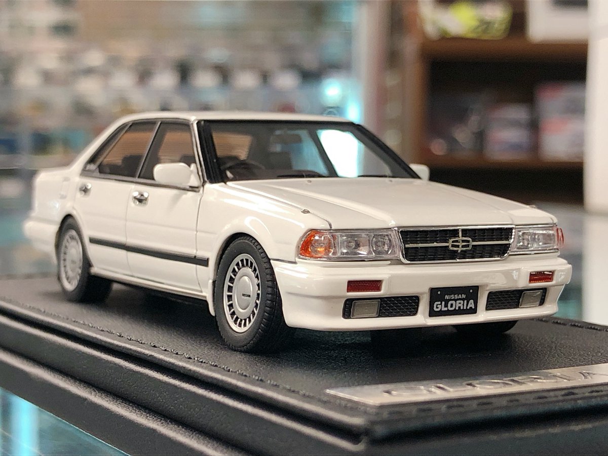 イグニッションモデル新製品 1/43スケール□IG1257 日産 グロリア (Y31