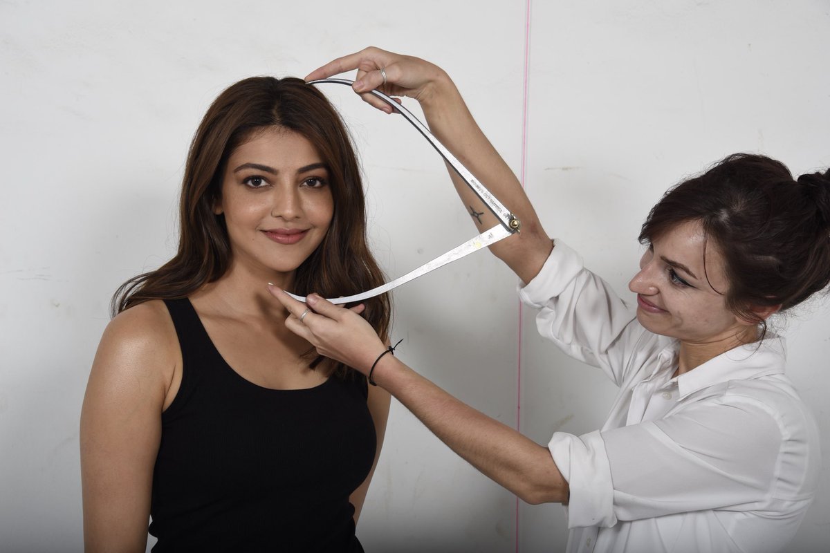 Congratulations @MsKajalAggarwal to have your own wax statue at the #MadameTussaudsSingapore ❤💥
#KajalAggarwal becomes the first South Indian actress to achieve this incredible feat 🤩

#Kajal will be at @MTsSingapore on Feb 5, 2020 to unveil her statue.
