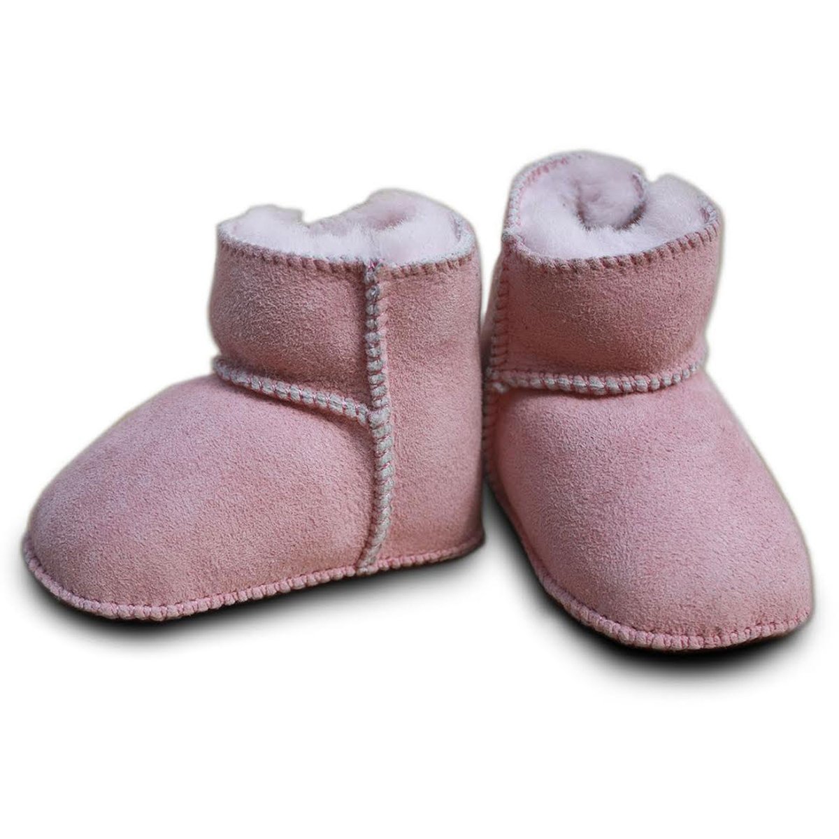TigerparrotUK's tweet photo. Handmade Lambskin Velcro Booties
£22
FREE Delivery 
https://t.co/KqXe8bcVqt
#christmas #baby #handmade #tigerparrot https://t.co/Y2nNgkn1ET