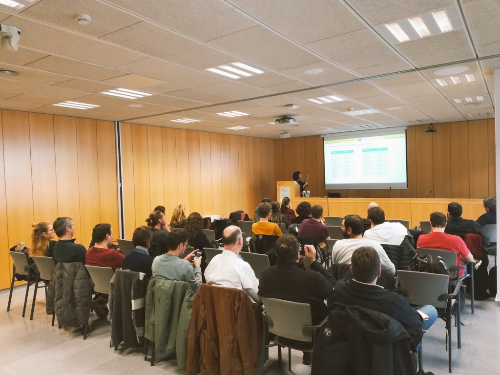 BETA_TechCentre's tweet image. ➕ Moment per presentar resultats de l'avaluació de tecnologies per al tractament de purins i reducció d'antibiòtics a la #PATT2019 de #Vic, amb @GrosTxell i @lidparb.