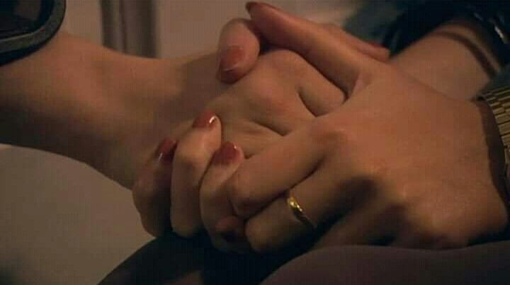 "نحن لا نحب حين ننبهر... نحن نحب حين نطمئن." ❤