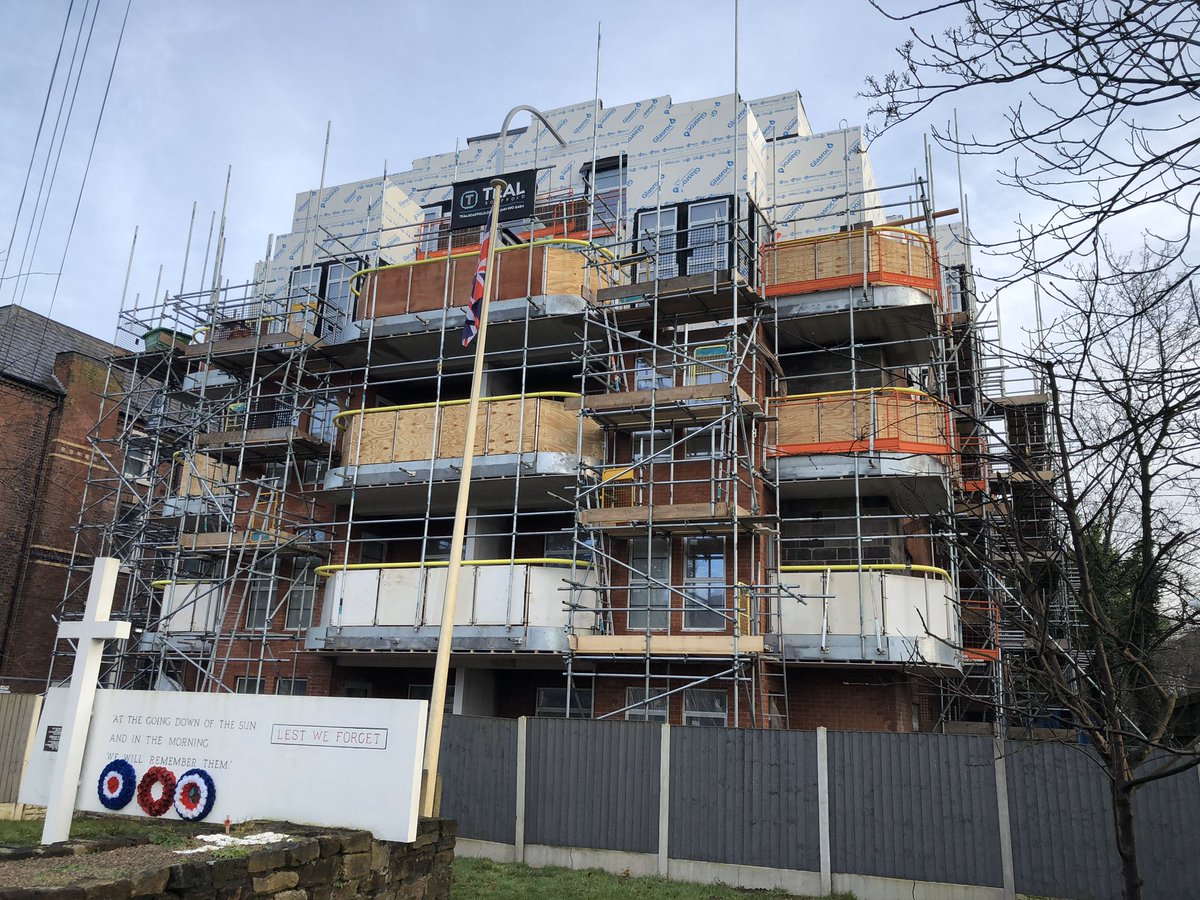 Over in Crosby to see our 5 story apartment scheme for <a href="/WeAreRedwing/">Redwing</a> <a href="/TheRegendaGroup/">The Regenda Group</a> <a href="/my_maintenance/">M&Y Maintenance and Construction</a> , ext brickwork completes in early January, scaffolds down mid-Jan, can’t wait to see this scheme , internal works are well advanced.well done everyone.