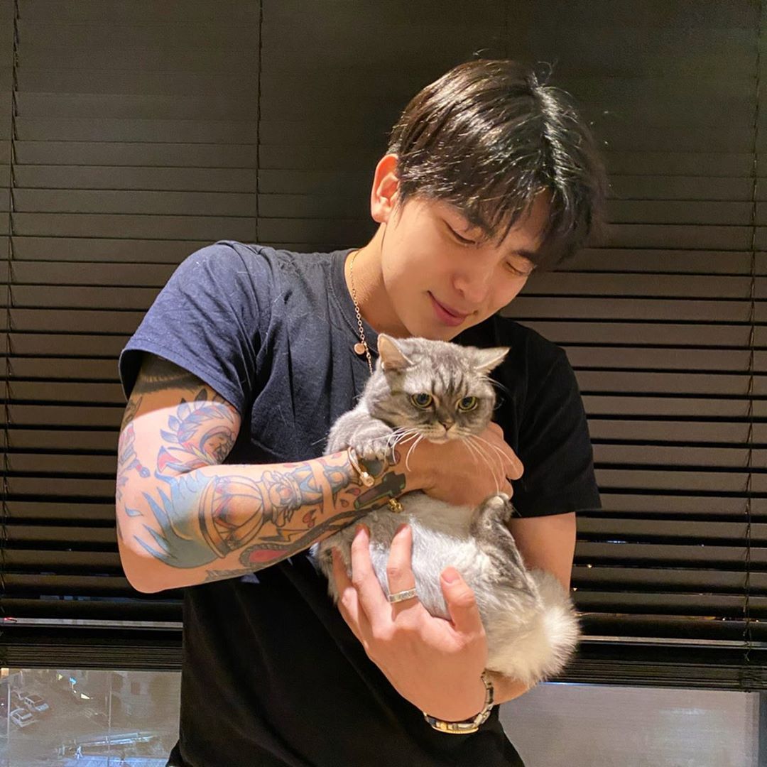 sueasing_'s tweet photo. สนใจรับแมวไปเลี้ยงที่ห้องมั้ยครับ🐯🐱
Rt : fb
❤️ : DM (ทักมาก่อนได้นะครับ)
#บอทใหม่ #บอทเหงา #บอทใหม่หาทุกอย่าง #บอทหาเมีย #บอทหาเพื่อนหยาบๆ
#บอทหาแฟน #บอทหาเดมประจํา  #บอทหาเพื่อน https://t.co/mOfIIg5YbP