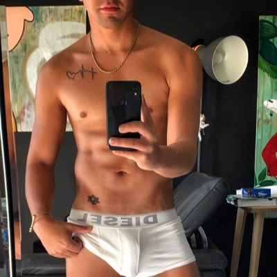 One_ereccion's tweet photo. #NewProfilePic https://t.co/9mYF4VeARl