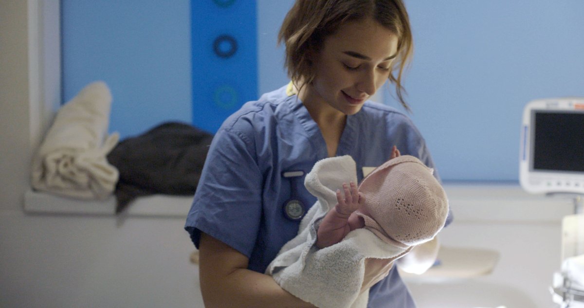 UCLHCharity's tweet photo. @uclh midwives work 24/7 365 days a year bringing babies into the world. This year's @Deliveroo Christmas campaign Second Best Delivery Service will raise £ to support our midwives.  Thank you Katy, our maternity team and the families featured in this lovely film #HappyChristmas https://t.co/mnM0QcA6bL
