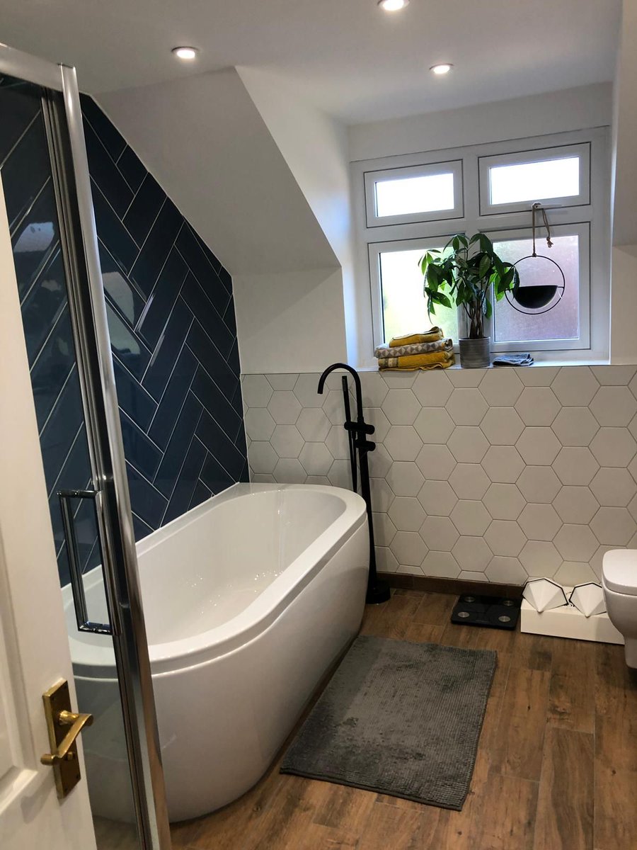 MasterBuildDev1's tweet image. This is still one of our favourite #bathroom projects that we recently completed, and we love the creative mix of tiles chosen by the owners! #interiors #interiorstyling #homedecor