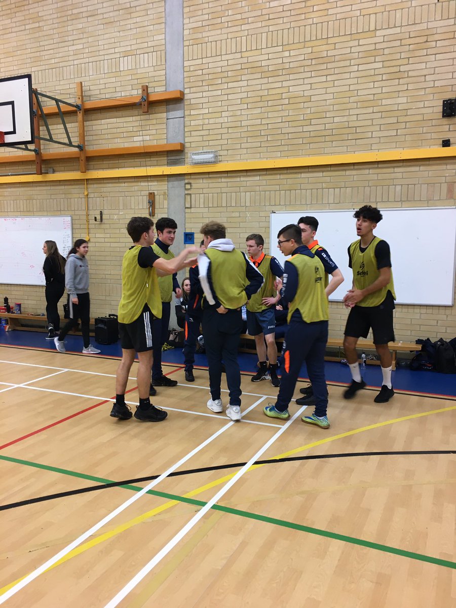 SDC_Olliejones's tweet photo. @CMSportsinfo tutor group top the Christmas inter tutor sports competition for 2019🎄 putting aside 10 sport tutor groups #sorry #competitive #creatingwinners #itsoktolose https://t.co/G4XMY0Qnkr