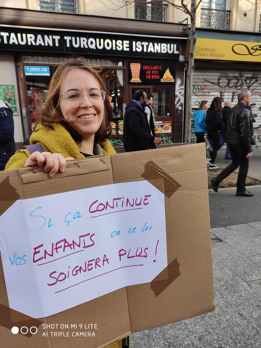 Алиса tweet media