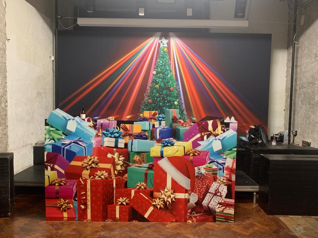 RHMEvents's tweet photo. A big thanks to everyone who joined us at the The Truman Brewery for our #Christmas Celebration last night! 🥳🎄

We had fake snow, alcoholic vape, mint chocoalte bubbles, LED bongo's and one very happy christmas elf.. #MerryChristmas to all our followers! https://t.co/oW9J1EY33d