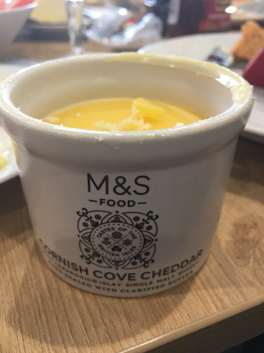 sarah_wilson36's tweet photo. The most wonderful day of the year 😍 #CheeseDayTuesday https://t.co/koNNjyrWok