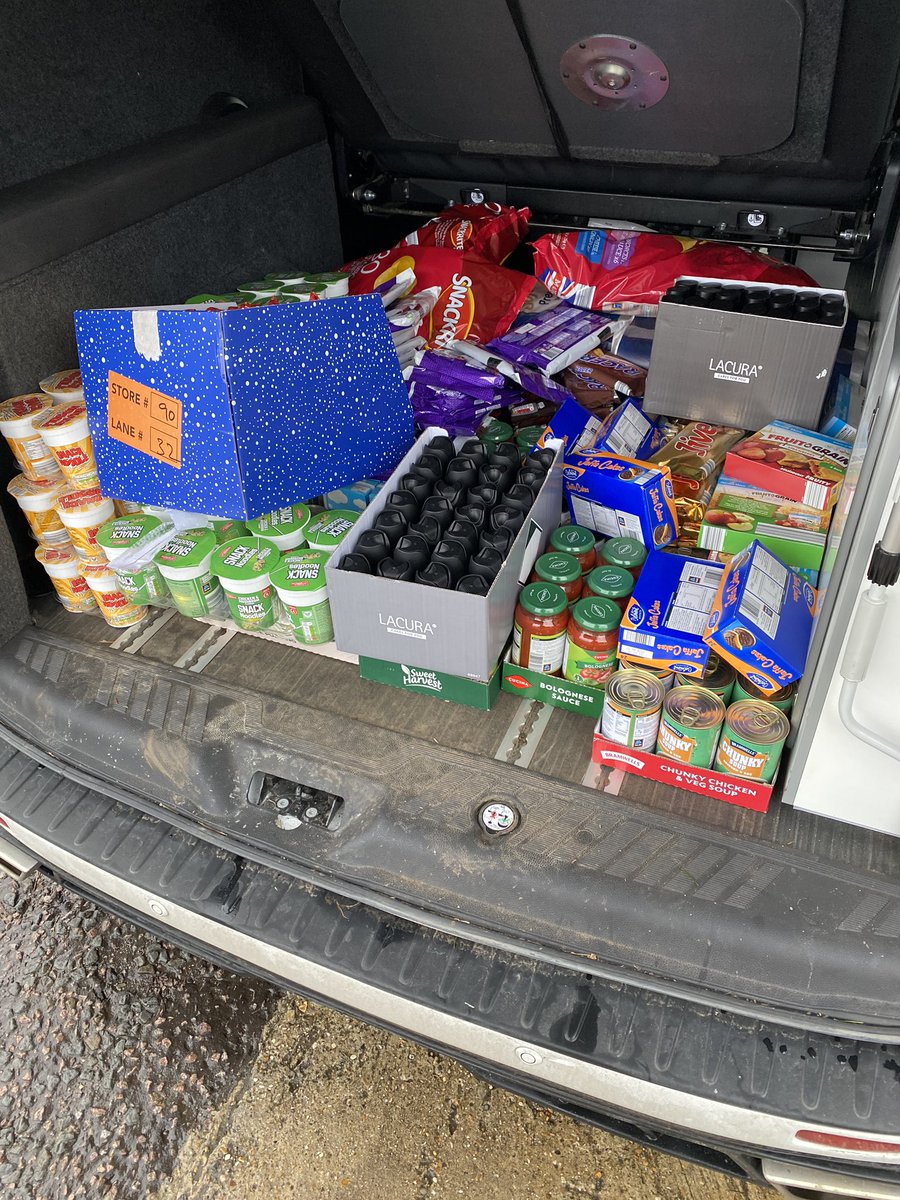 PriceCleaning's tweet image. With the support of @Churchill_Group we have been able to drop off a van load of essentials to @DENSinDacorum working together and making a difference together!!