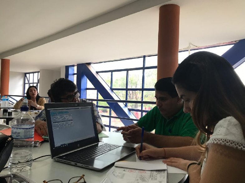 #CatastroenLinea Vía @Haciendapy
El <a href="/catastro_py/">Servicio Nacional de Catastro</a> realizó en noviembre cuatro jornadas catastrales de altas y bajas de padrones en los Departamentos de Paraguarí, Alto Paraná y Central
Detalles al link.
x.com/Haciendapy/sta…