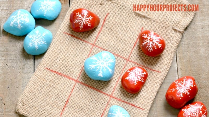HappyHrProjects's tweet image. Handmade gift ideas! Rock Tic Tac Toe #HandmadeChristmas #HappyHourProjects happyhourprojects.com/painted-rocks-…