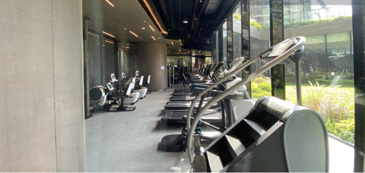 NiceLandlord's tweet photo. Looking for a tenant…! Perfect for professionals working in Taikoo/ Quarry Bay (4 MTR stops away). 

For more info, please call or whatsapp Mabel (responsible landlord) at +852 5292 2336. No agency fee. Or visit https://t.co/y7zPvlJ48n https://t.co/1wsG0fsYyx