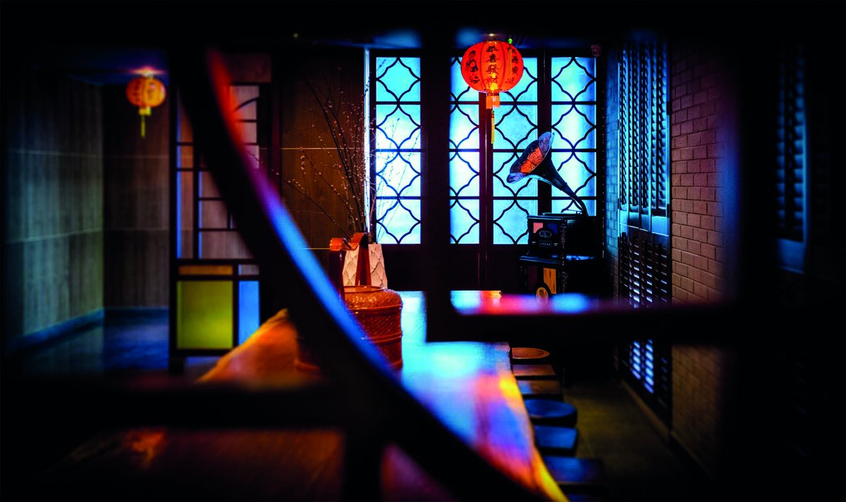 ShikumenUK's tweet photo. Shanghai, where Western culture merged with ancient Chinese traditions. And Shikumen, meaning 'stone gate', is an architecture unique to Shanghai. At Shikumen Shepherd's Bush, you'll discover food which is a blend of Western and Chinese tastes.

#Shikumen #ShepherdsBush #London https://t.co/noPI52kpII