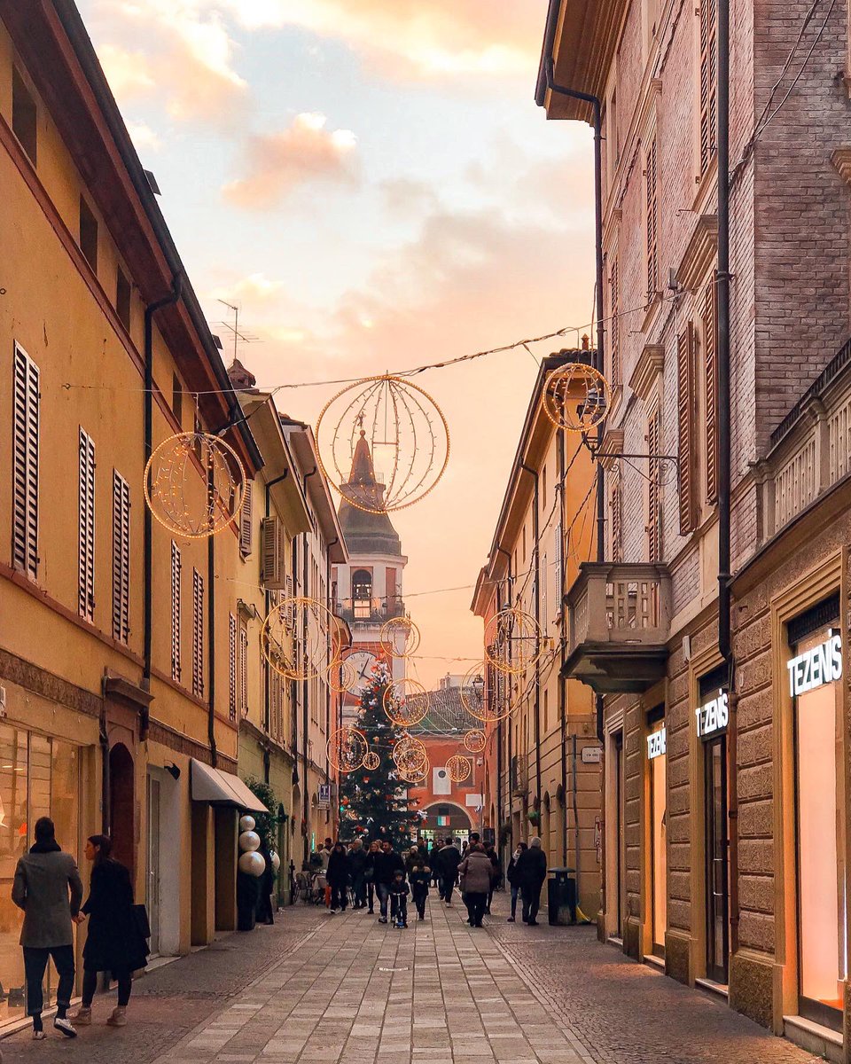 My Modena Diary tweet media