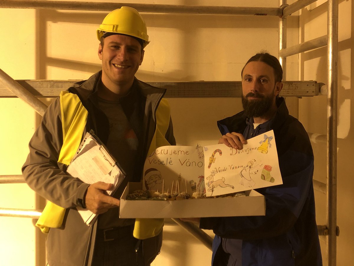 Ms_Berry47's tweet photo. @ISB_CZ we showed appreciation to the construction workers who are renovating the new 4th floor! Děkujeme! #appreciate #newlearningspaces #WeAreISB https://t.co/Ocez6ElwH8