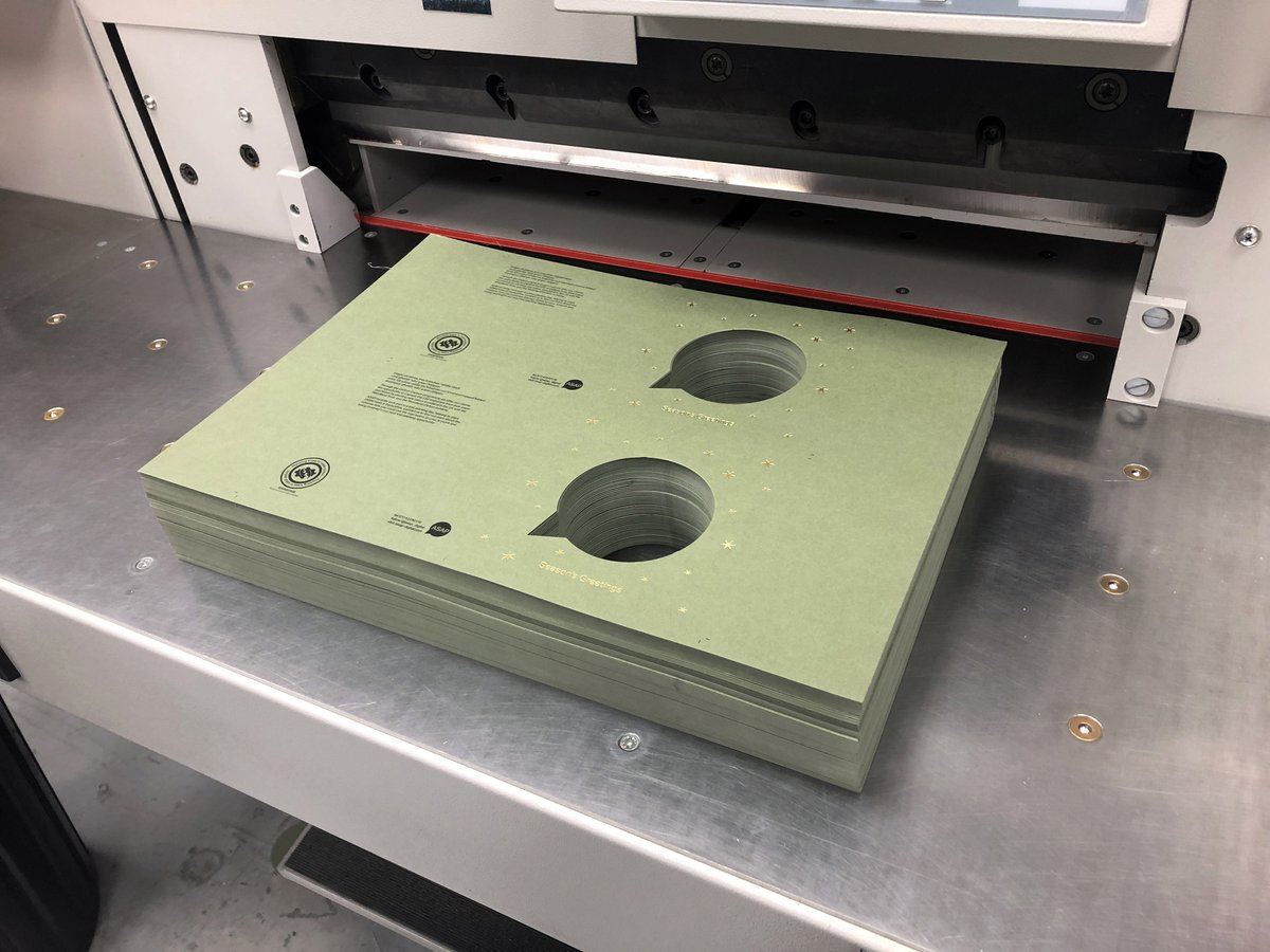 asap_digital's tweet image. ASAP Christmas card is finally in production! 🎅@colorplanpapers @Foilco #print #hpindigo #foilblocking