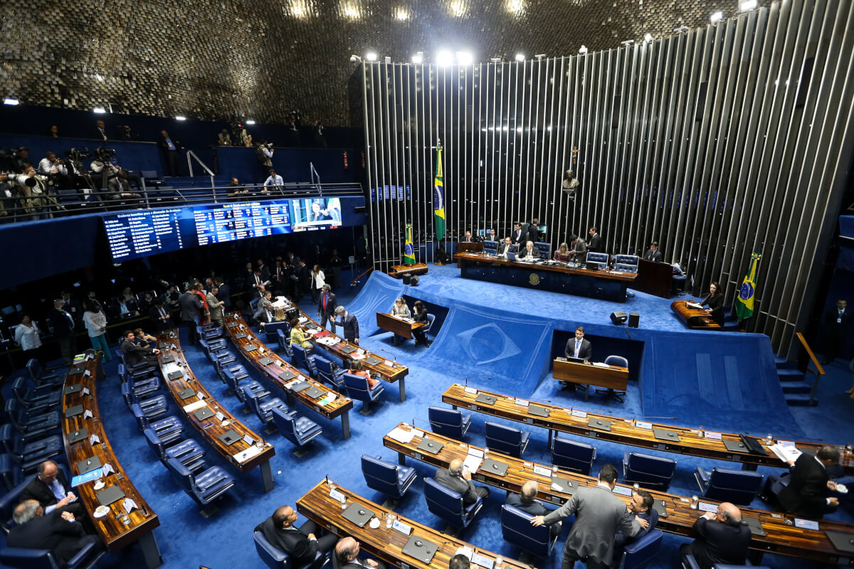 DMTemDebate's tweet image. Notícias | Brasil |
Senado aprova reforma da Previdência de militares com salário integral e sem idade mínima
bit.ly/2syZIbu