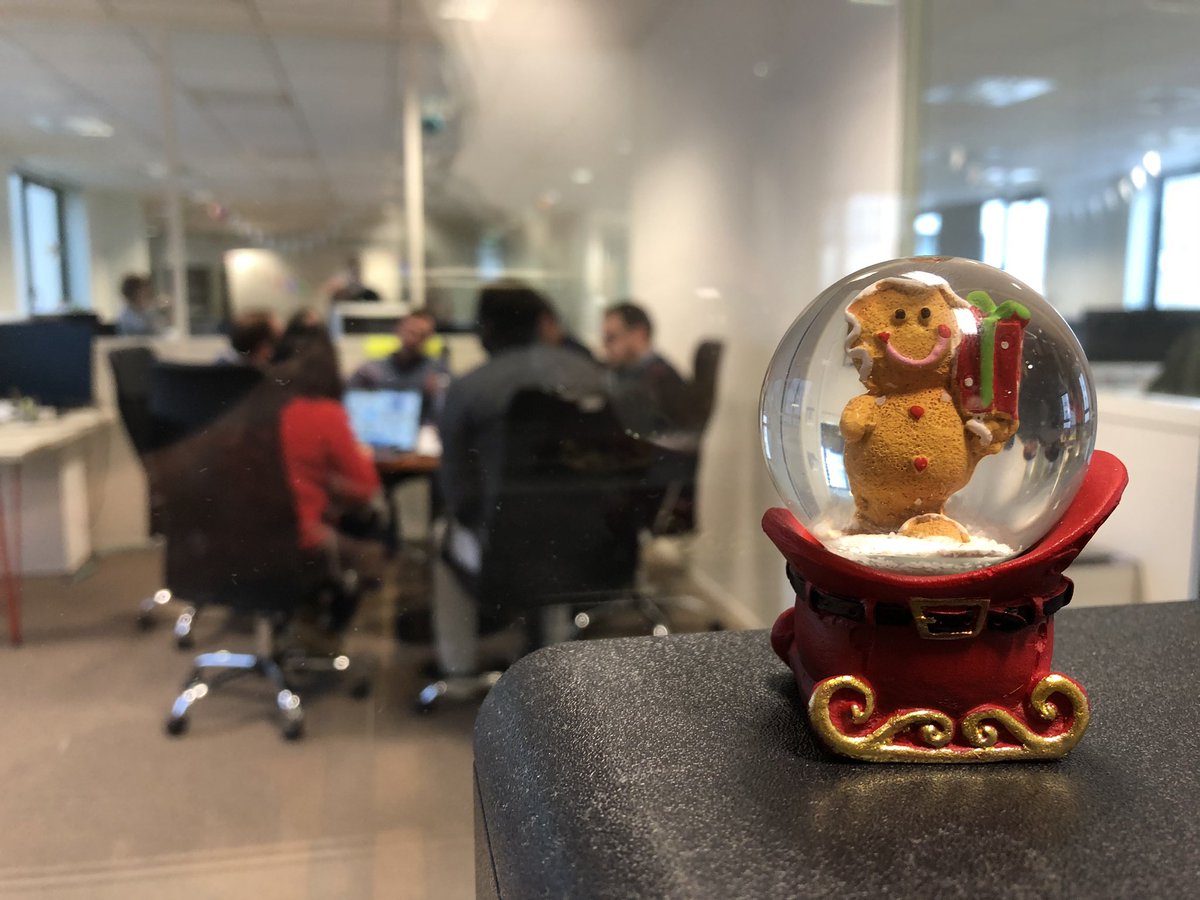 rubijn's tweet photo. #DisplayInteractive Christmas hackaton has started!  #PaxEx innovations cooking @DisplayIfe https://t.co/H1sSfItdiv