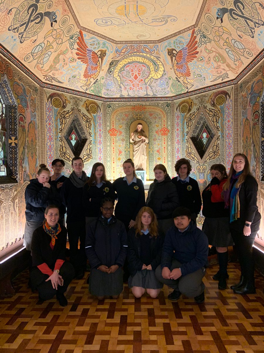 #SeniorCycle #Art students visited the Oratory of the Sacred Heart in #DunLaoghaire. Amazingly, it was handpainted by Sr. Concepta Lynch over16 years. #GaelicRevival #HarryClarke @dlrheritevents @dlrcc @dlrArts @DLR_Libraries @accsirl