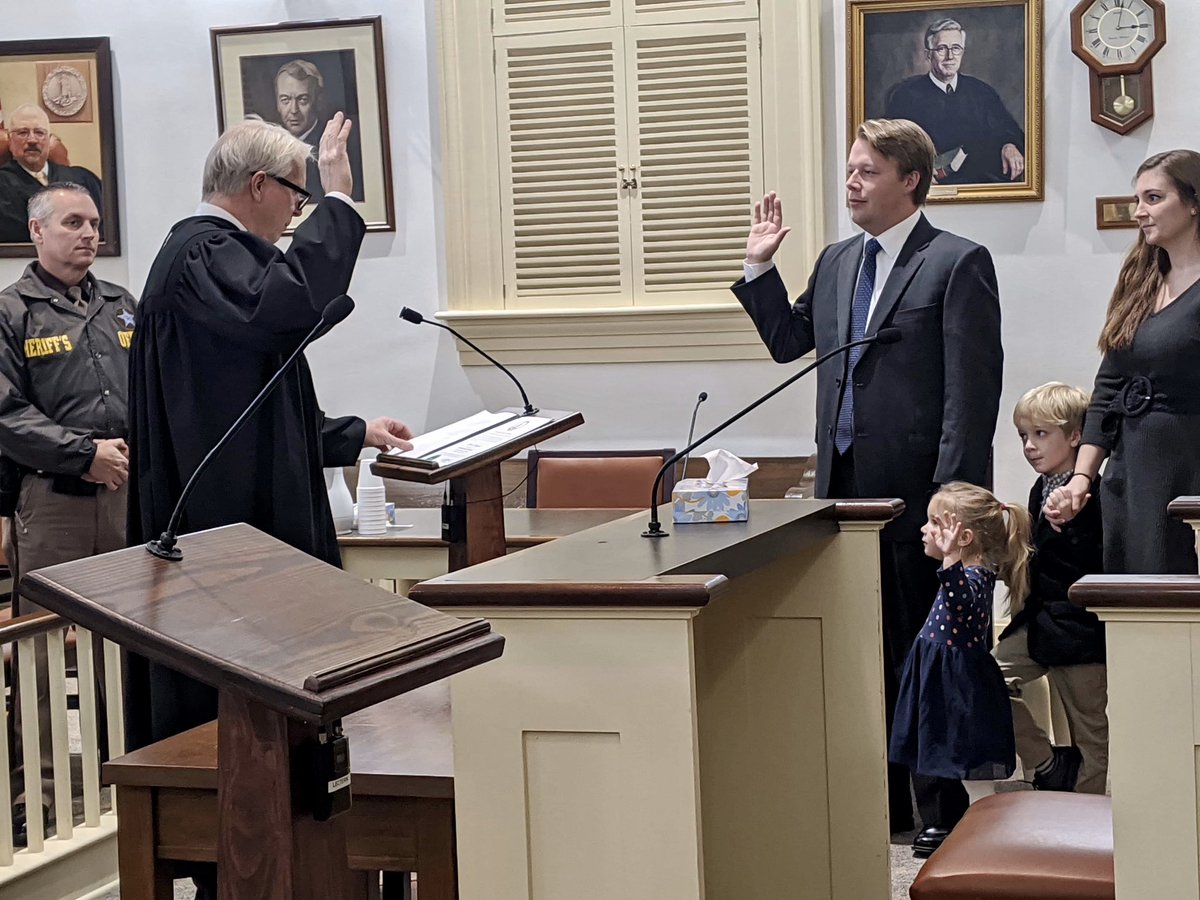 CBoothVA's tweet image. Yesterday was an exciting time. Officially sworn in as the next Commissioner of Revenue for Botetourt County. Thank you everyone for the support. #botetourt